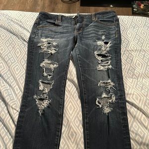 Ripped skinny jeans